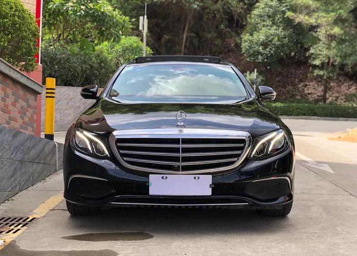 奔驰e300l豪华版
