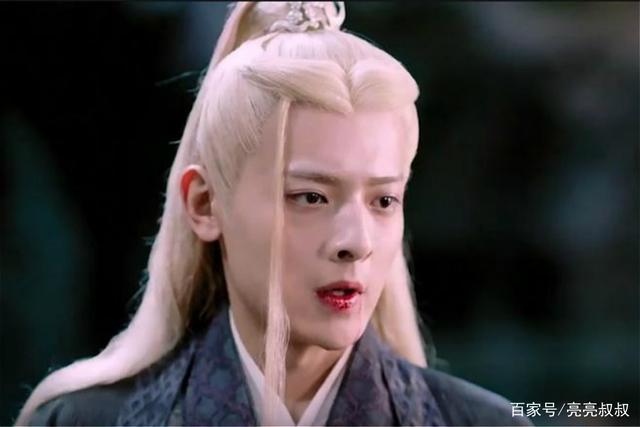 白澍饰演的腾蛇.