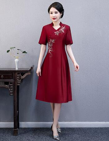 嫁女儿妈妈婚礼服高档秋装新款婆婆装婚宴服旗袍礼服酒丈母娘高端绣花