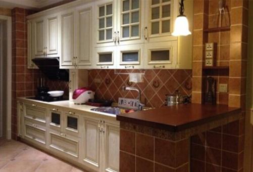 美式风格厨房装修案例,贵阳装修公司厨房装修案例赏析