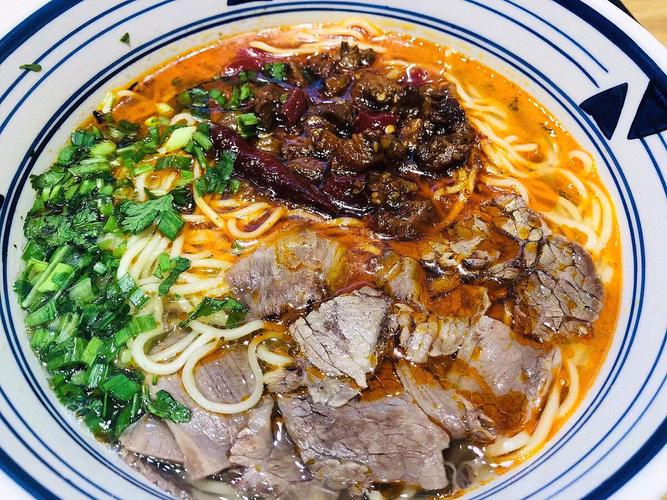来一碗好吃的牛肉面