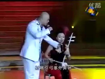 歌曲《铁血丹心》(二胡搞笑版)