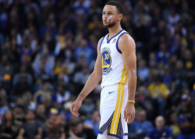 库里:勇士更看重健康,而不是拿第一