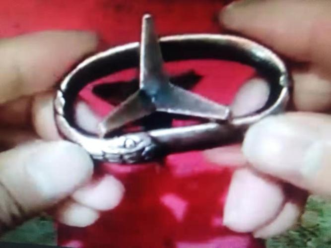 智力环之蛇口逃生视频教程(摘自优酷号执着东东)