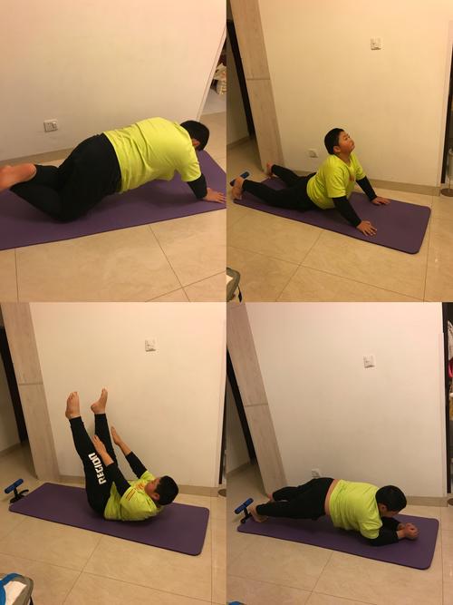 今天我做了仰卧起坐,跪地俯卧撑,腹部拉伸,平板支撑.