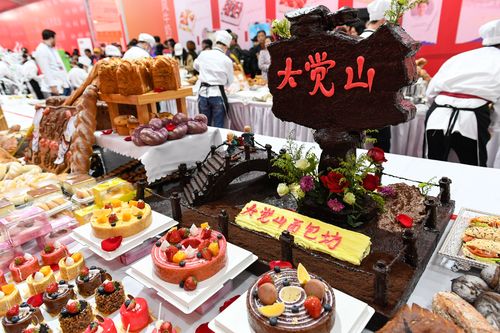 2019第四届资溪面包文化节开幕 各路"糕手"技艺大比拼