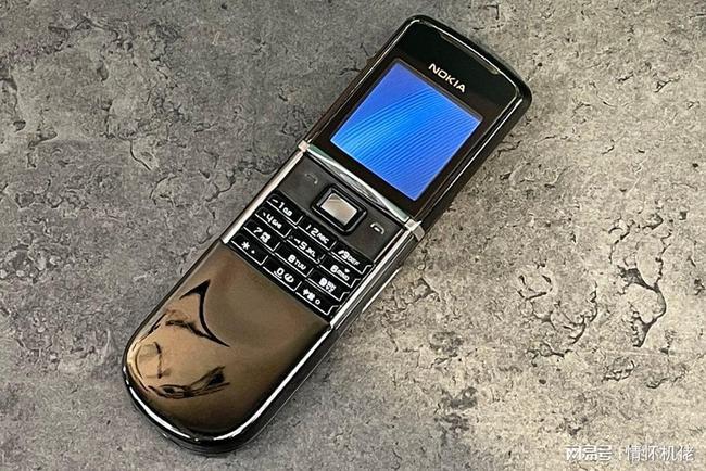 抛弃iphone我用诺基亚8800sirocco度过了一天