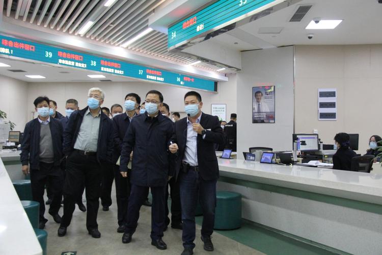 辽宁省鞍山市一行来丽考察