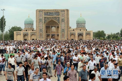 乌兹别克斯坦穆斯林迎来开斋节【高清组图】