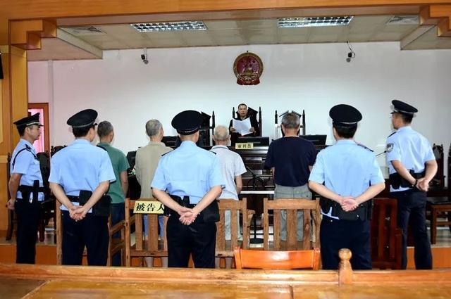容县法院宣判一起涉恶案件5人获刑