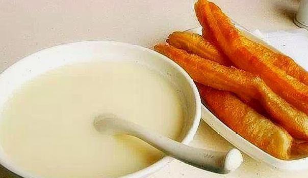 每个清晨,从包子豆浆油条开始