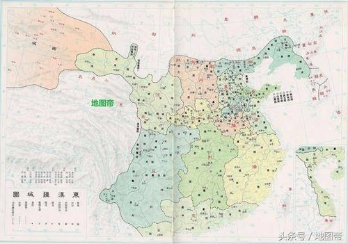 荆州的人口和财赋主要集中在这三郡,江南四郡随即表示服从. 公元