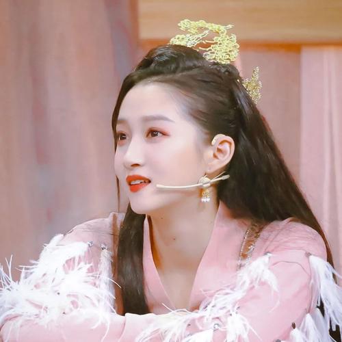 【头像】关晓彤