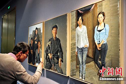 陈丹青林旭东韩辛《四十年的故事》画展开幕(3)