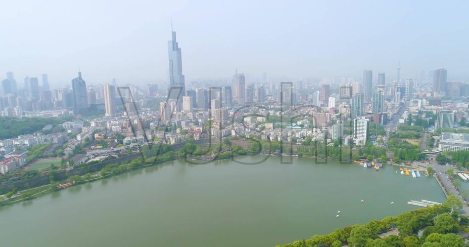 玄武湖航拍南京紫峰大厦南京航拍_4096x2160_高清视频素材下载(编号