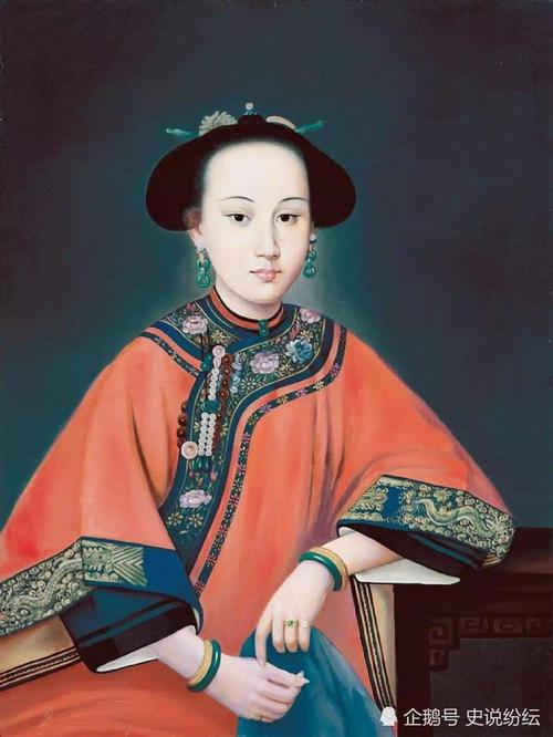 长得漂亮无比,善妩媚之术,颇受乾隆皇帝的喜爱.