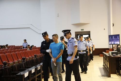 惠州市中级人民法院宣判一起15人涉黑案