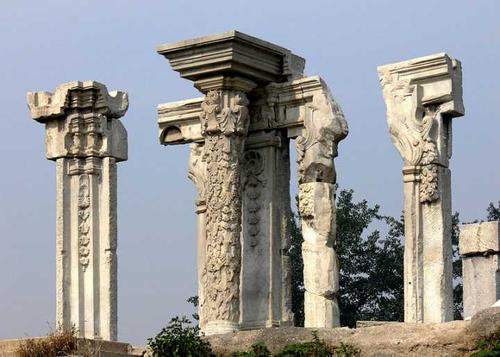 圆明园西洋楼大水法遗迹