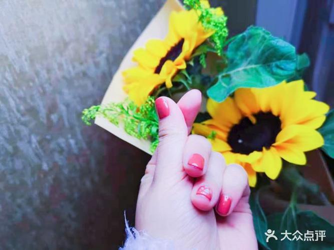 萧筱仟草美容护肤图片