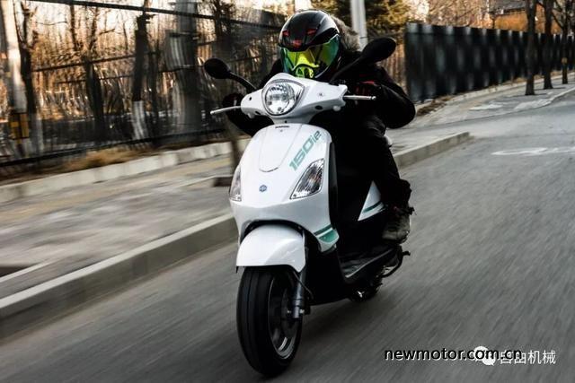 全新比亚乔fly150