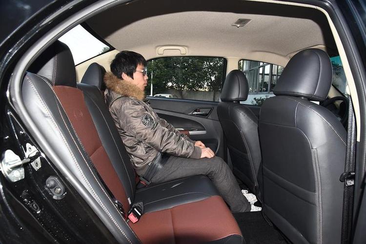 【 比亚迪f3图片】_2016款 1.5l 手动豪华型_空间展示