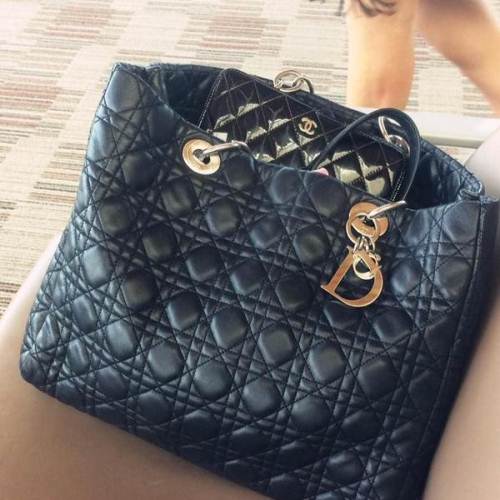 dior正品购物袋戴妃羊皮大包保真