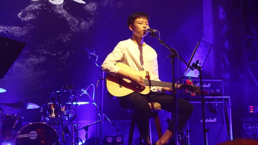 崔开潮急驶的马车南京站live