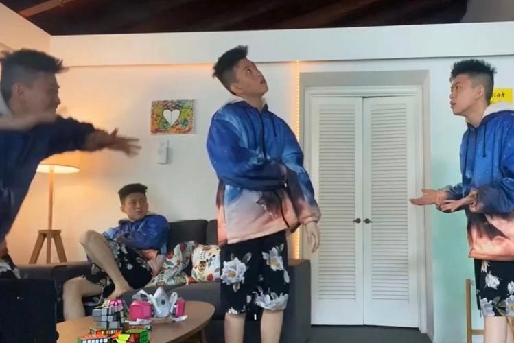 rich brian - 堆糖,美图壁纸兴趣社区
