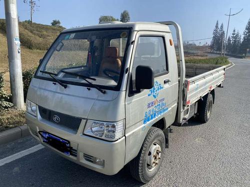 单排货车 柴油发动机