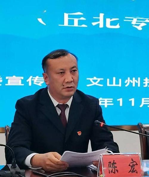 "六同步"让丘北每家每户住上安全舒适房