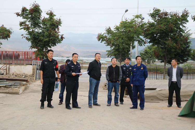 峨山县副县长,县公安局局长马东坤带队调研化念小型消防站建设