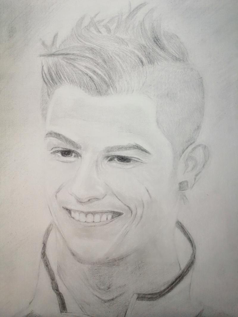 确实有点儿帅气——c罗素描步骤