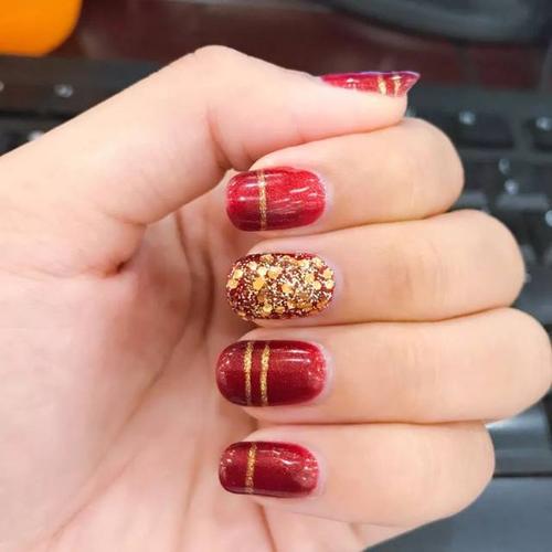 红色 金色美甲,新年开大运!