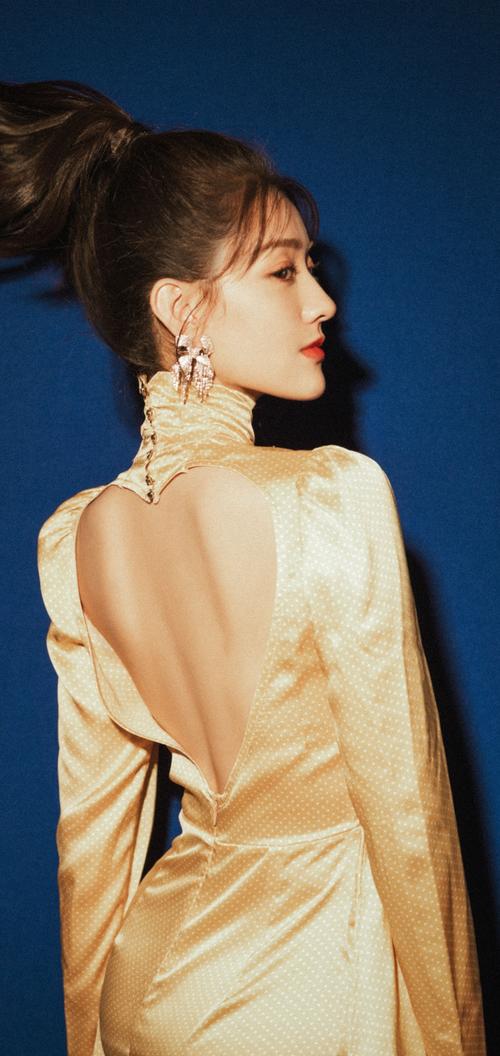 梁洁情人节独家浪漫大片高清壁纸