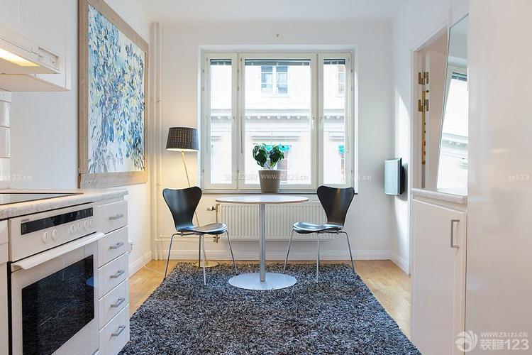 小户型家装木制窗户设计样板房