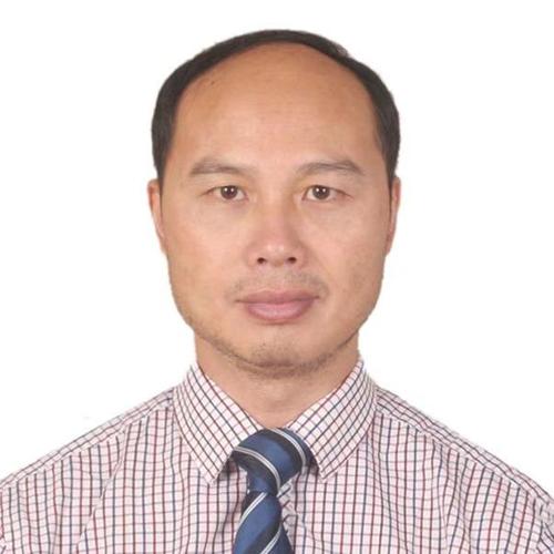 1990年毕业于 a target="_blank" href="/item/上海医科大学/617255"