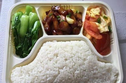 实拍澳门快餐价格二荤一素最低40块你看值吗