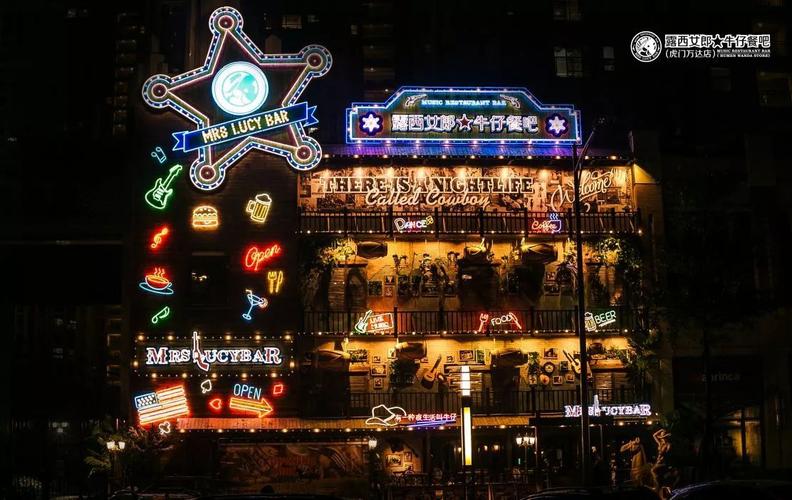 店内以美国西部牛仔文化为主题,到处散发着美国英雄主义的气息,仿佛