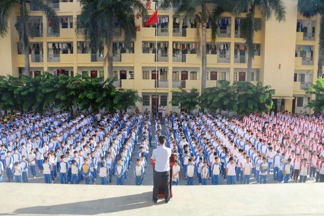 【我为群众办实事】 儋州公安交警走进市第五中学开展