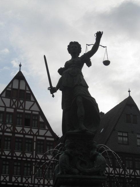 德国法兰克福正义女神