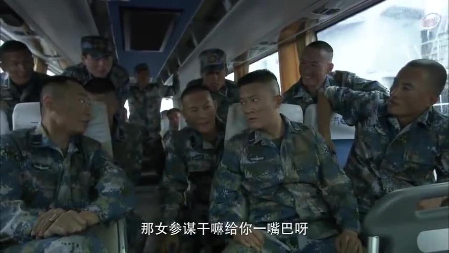 引敌人进埋伏,成功包饺子 为您推荐: 火蓝刀锋:蒋小鱼去马尔斯,上飞机