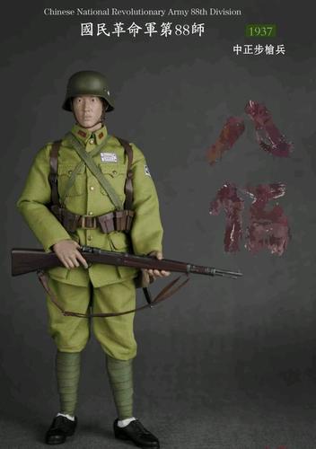 单兵素质方面,日本人长期正规军事化训练,而我们当时还处在解决温饱