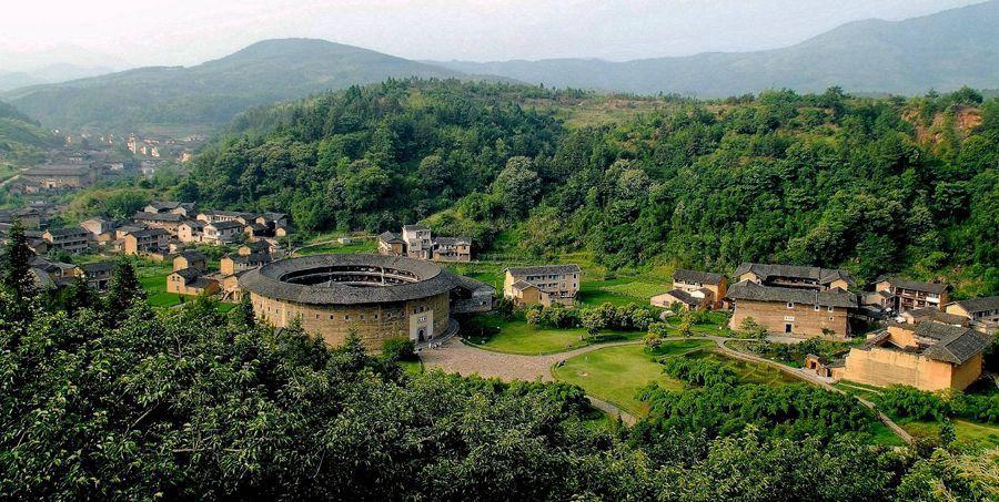 福建土楼:独一无二大型民居建筑艺术瑰宝