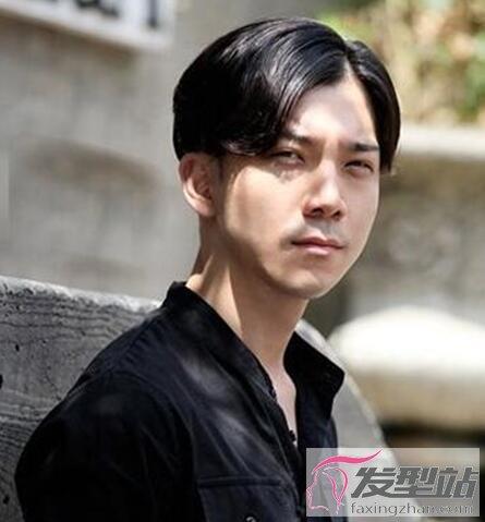四六分男生短发发型彰显成熟优雅潮男范