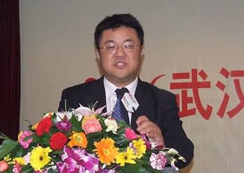 龙固新深圳市德思勤投资有限公司董事长介绍