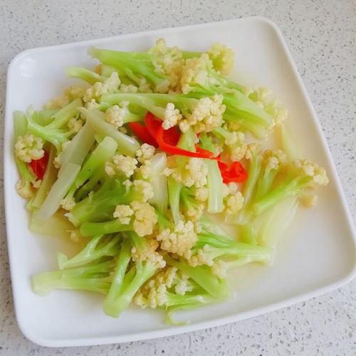 素炒花菜,简单快手的美味