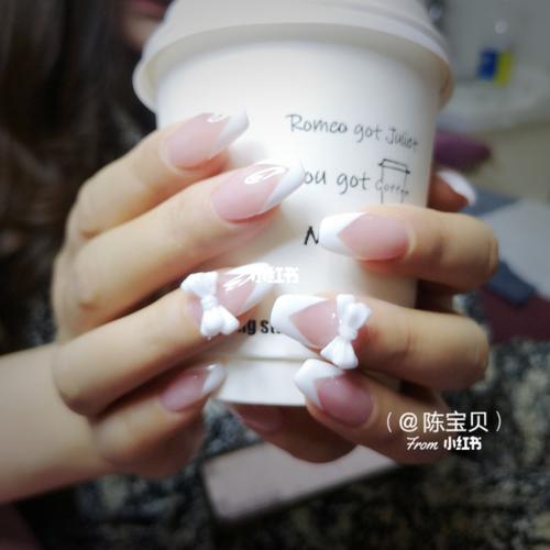 中梯法式蝴蝶结96_美甲_instagram_蝴蝶结_法式风格