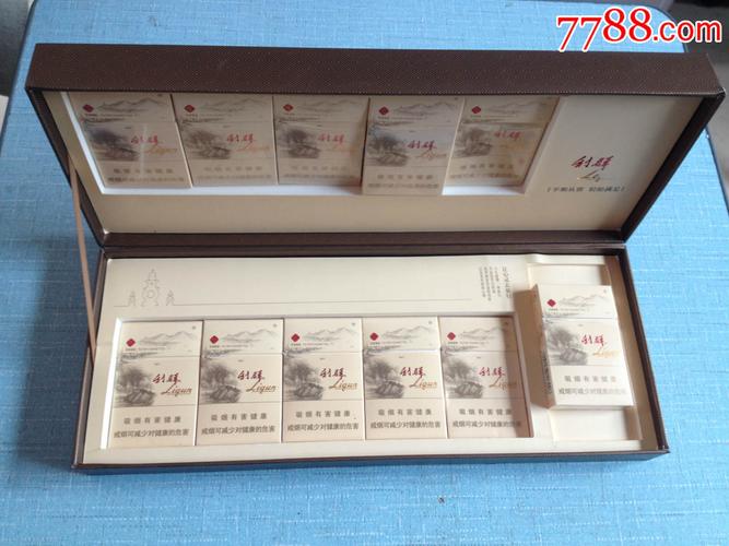 利群苏堤春晓一礼盒加里面十一个小烟盒合卖