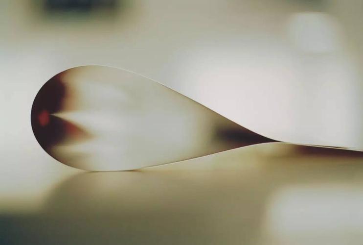 沃尔夫冈·提尔曼斯