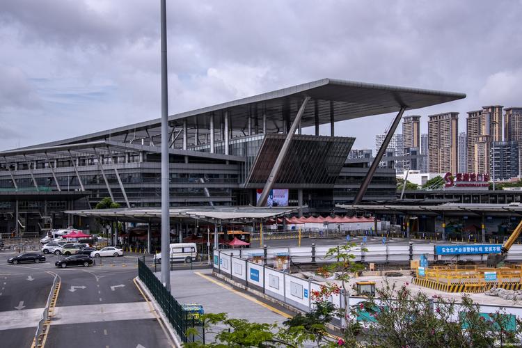 深圳湾口岸广场